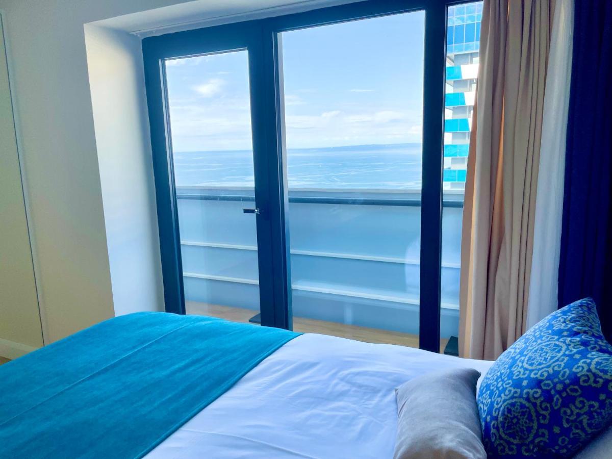 Hellobatumi Aparthotel Екстериор снимка
