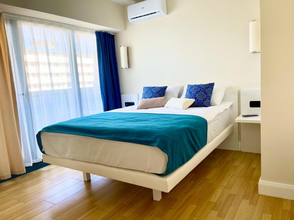 Hellobatumi Aparthotel Екстериор снимка