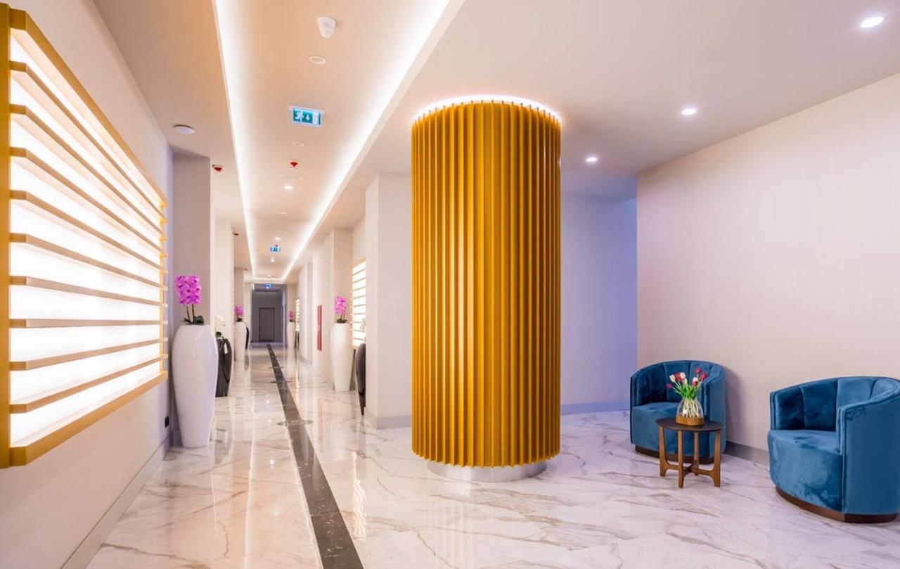 Hellobatumi Aparthotel Екстериор снимка