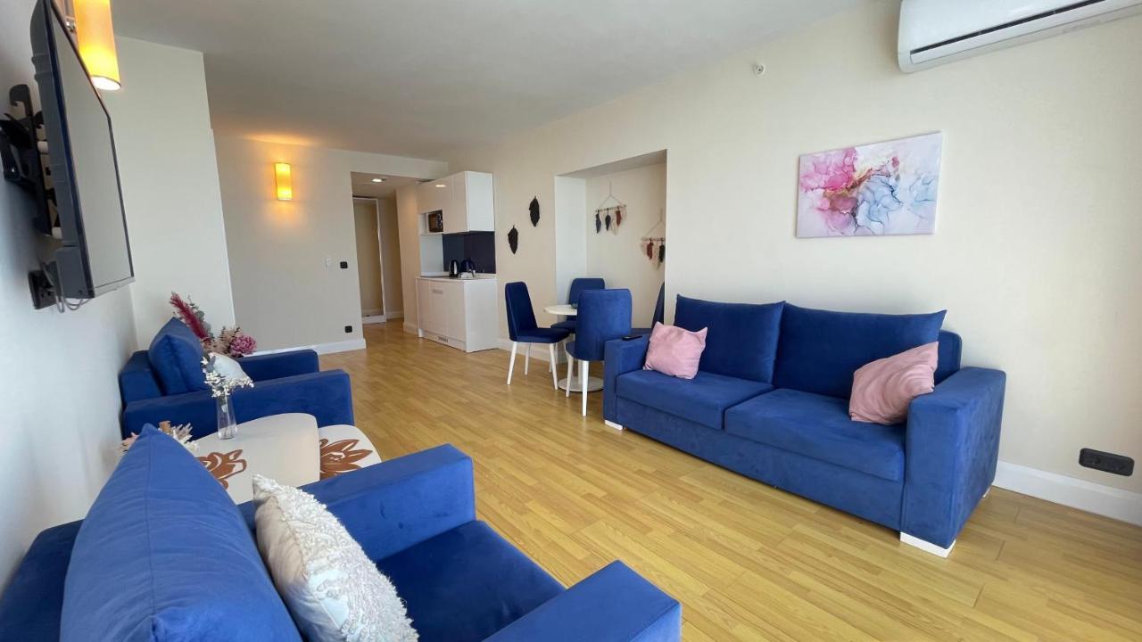 Hellobatumi Aparthotel Екстериор снимка