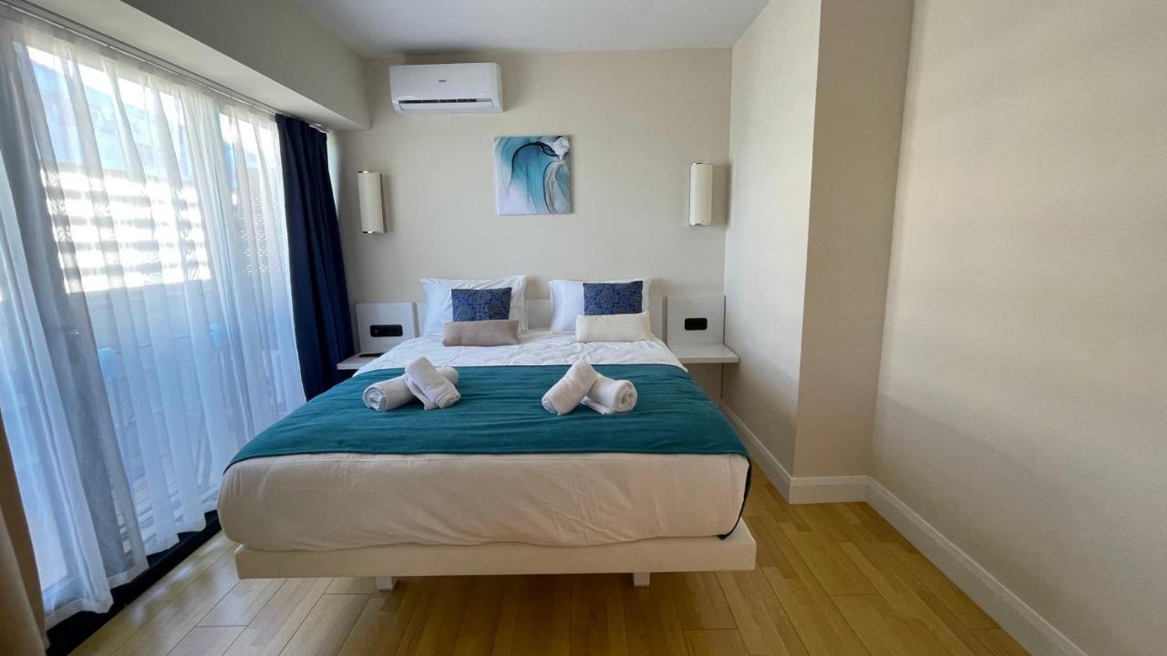 Hellobatumi Aparthotel Екстериор снимка